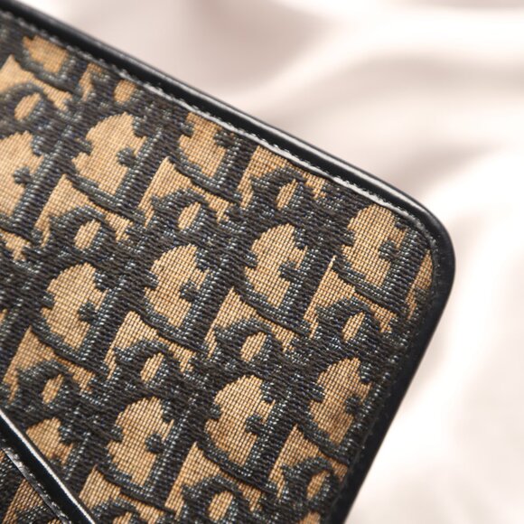 CHRISTIAN DIOR Trotter Clutch - Picture 7 of 12